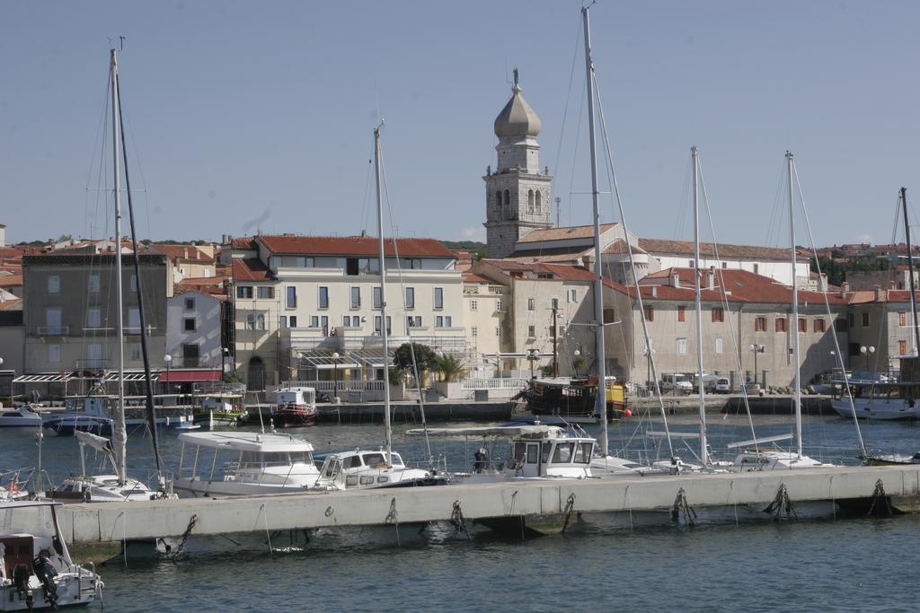 Apartments Irena Krk Krk Town Extérieur photo